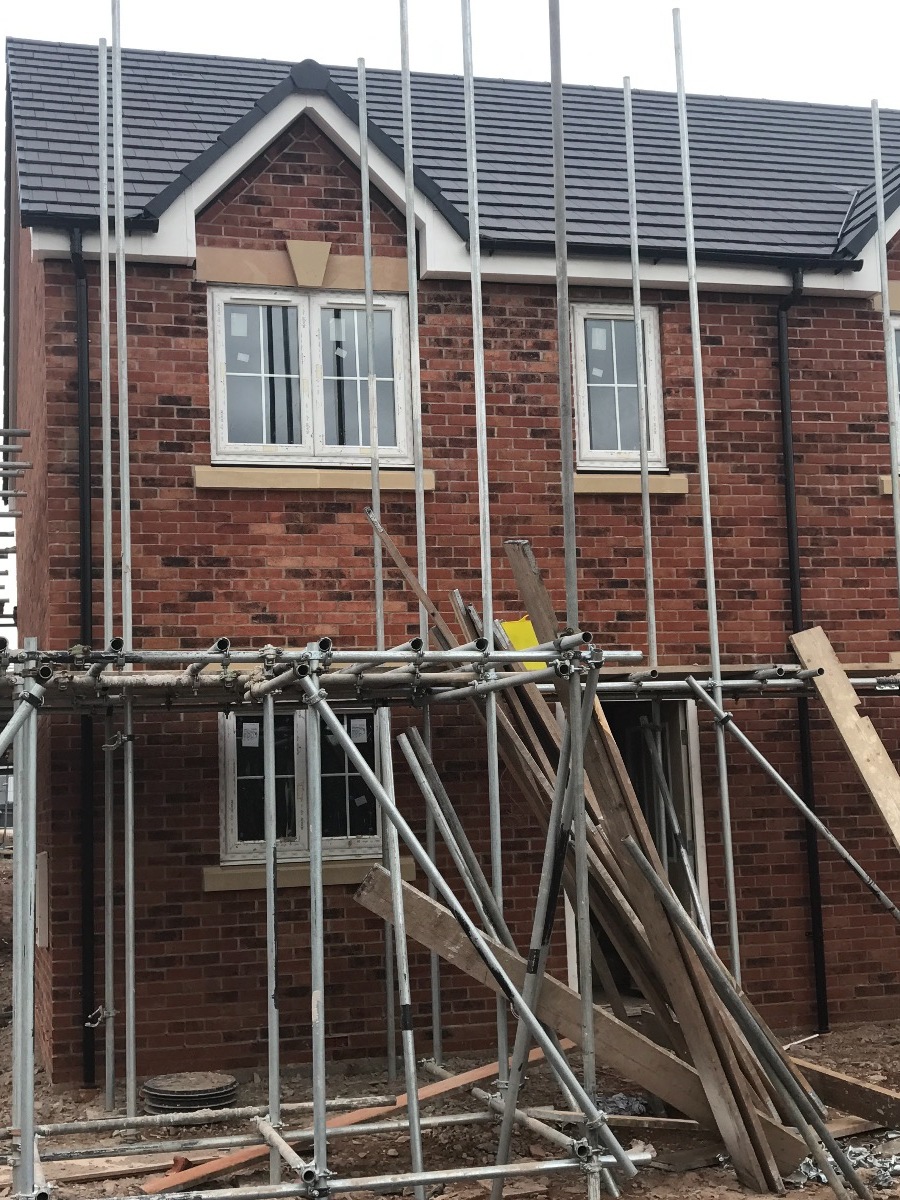 Builder: Image 68